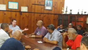 Sintapi-CUT Santos participa de reunião que decide greve no porto de Santos