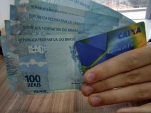 Saldo médio do PIS é de R$ 1.200