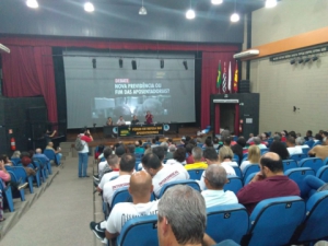 SINTAPI-CUT participa de Fórum em Defesa das Aposentadoria em Santos