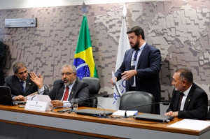 Relatório de CPI do Senado diz que Previdência não tem déficit