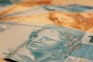 Sai acordo que cobre as perdas de planos econômicos